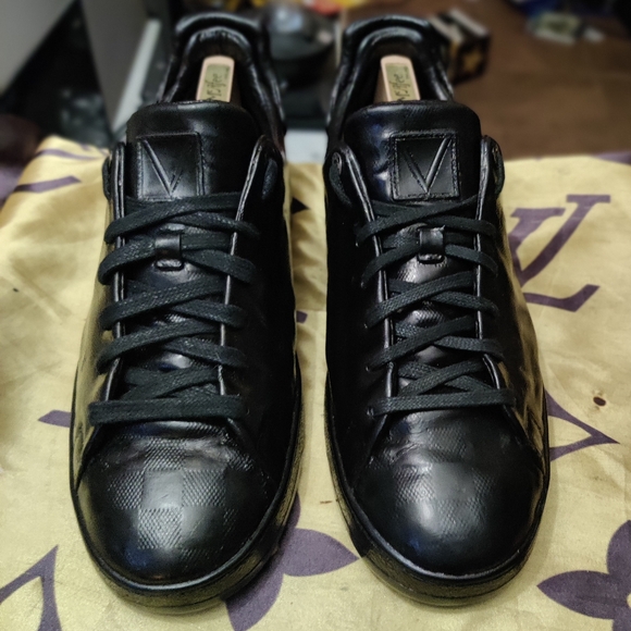 Louis vuitton sneakers - Picture 2 of 9